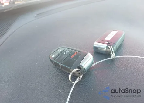 2022 Jeep Renegade (Red) Edition 4X4 z USA, uszkodzony, nr VIN ZACNJDB1XNPN86463